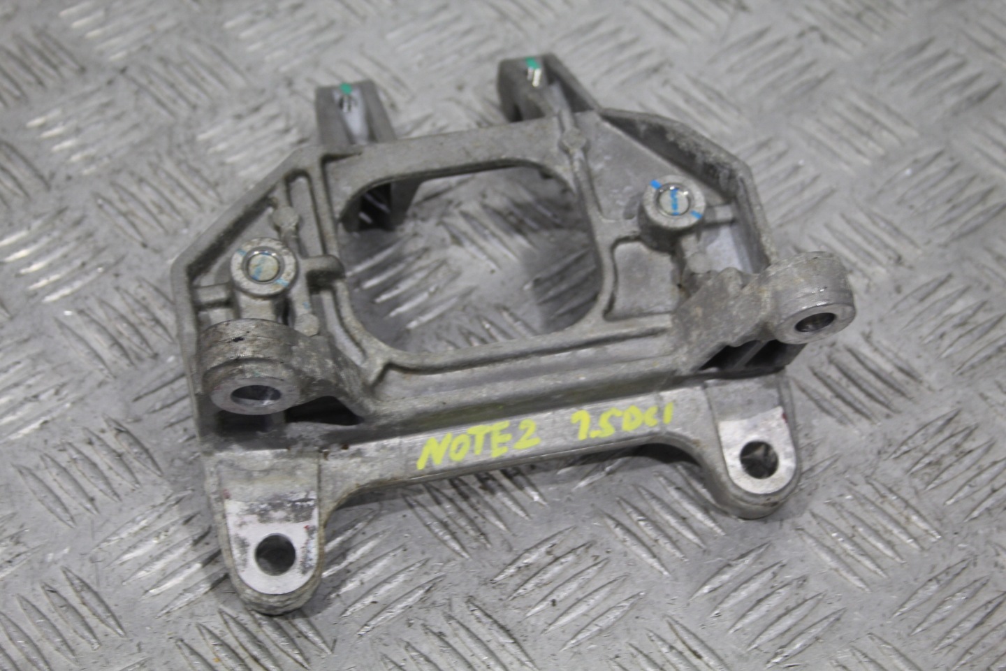 Support Support plaque Couvercle Engrenage NISSAN NOTE II 2 E12