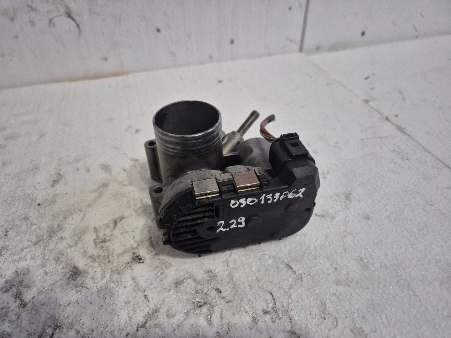 Valvola a farfalla 030133062 Vw Polo 6N2 1.0 1.4 B