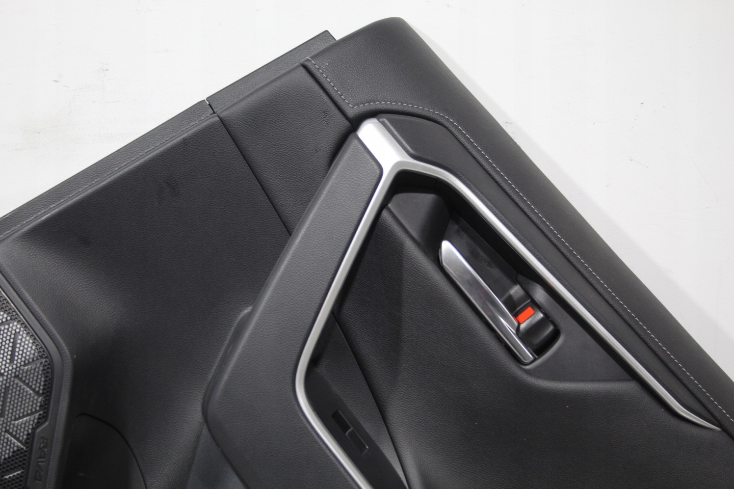 upholstery side door right rear part TOYOTA RAV4 V 5