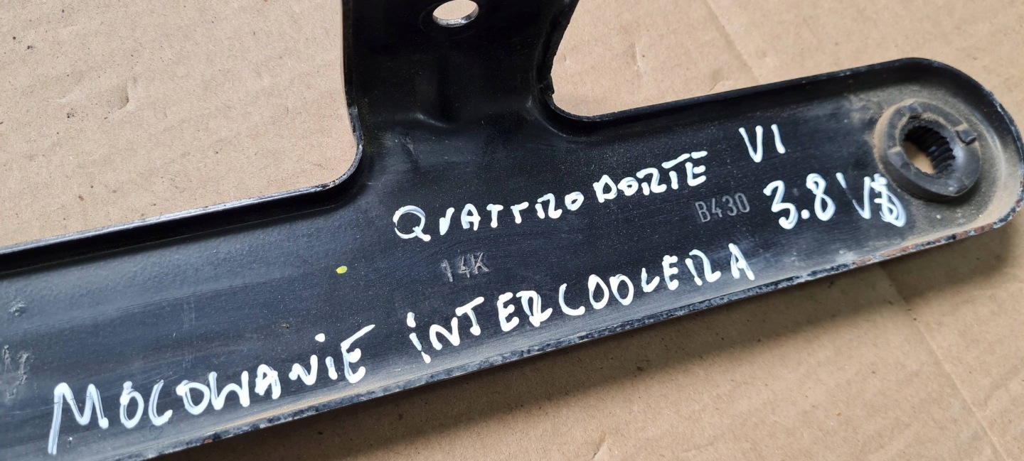 Maserati Quattroporte VI Poignée Support plaque Radiateur Intercooler 3.8 V8