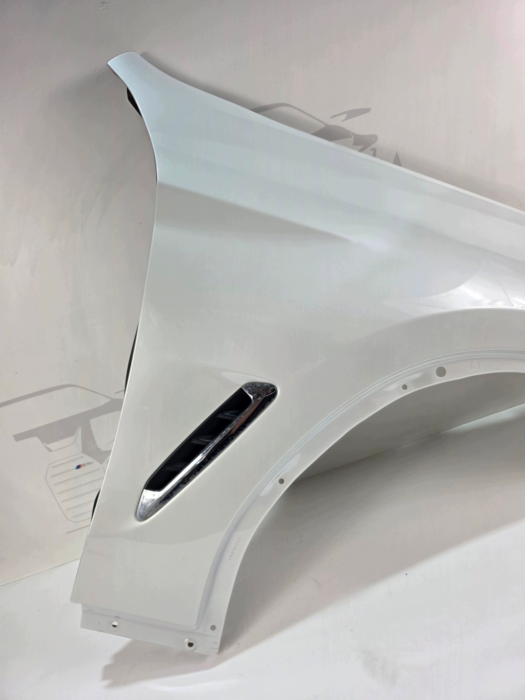 fender right front BMW X3 G01 A96 MINERAL WHITE