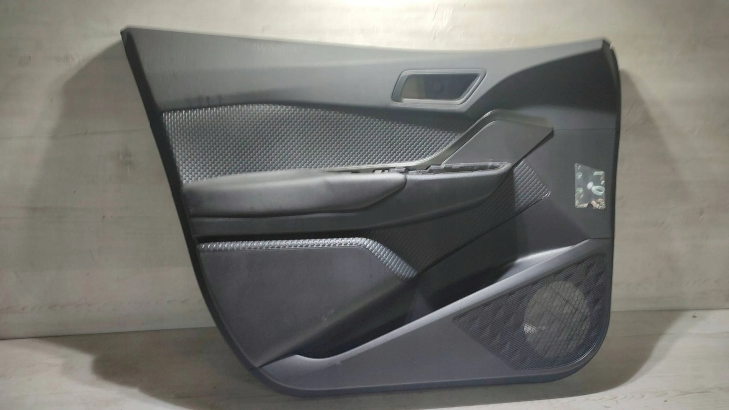 Toyota C-HR and 2019 front side left side door upholstery