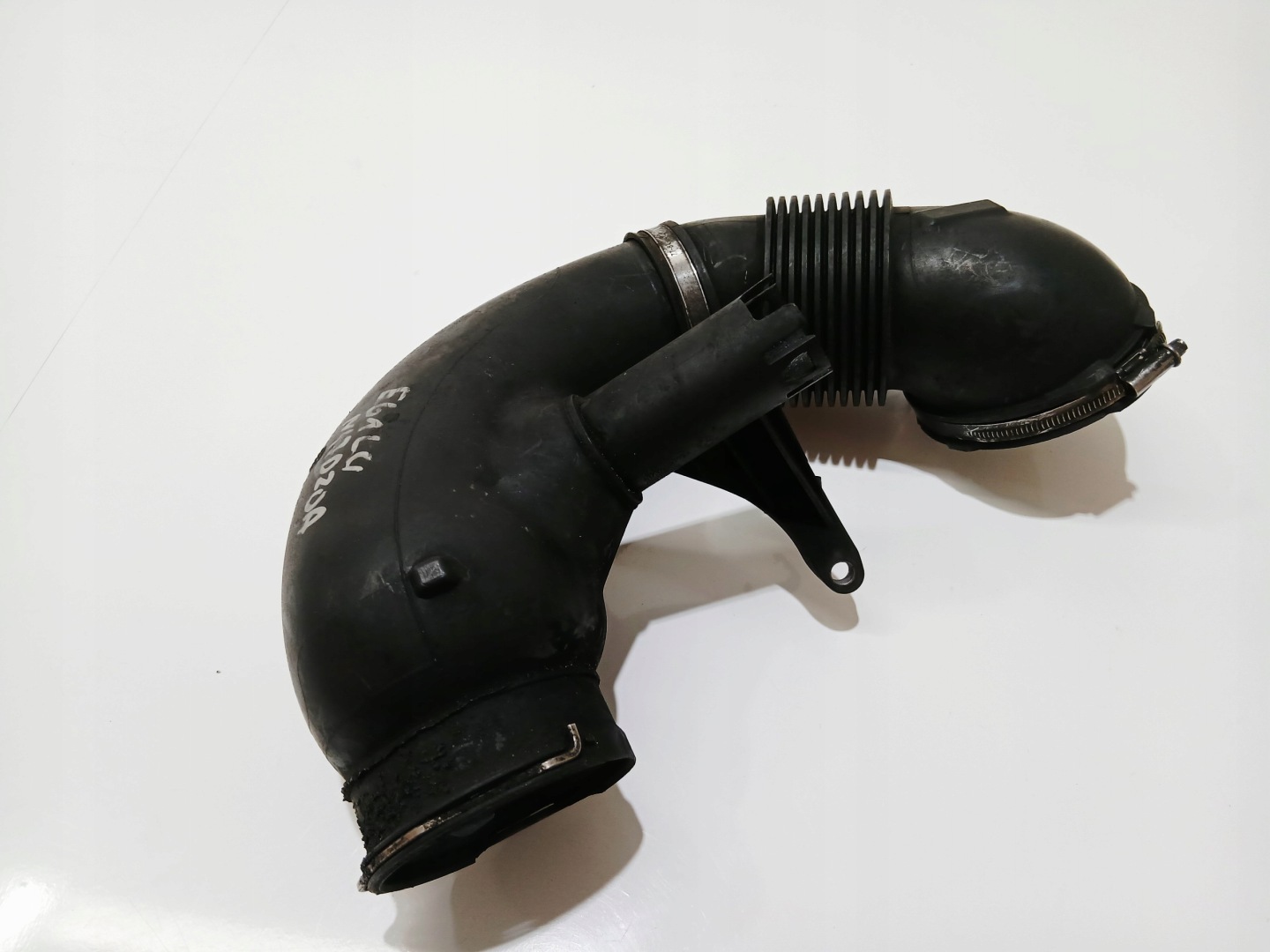 schlauch rohr luft BMW E60 LCI 2.0D 7803843