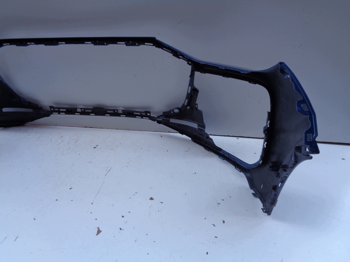frontstoßstange AUDI Q6 E-TRON S-LINE 85H NR 54068