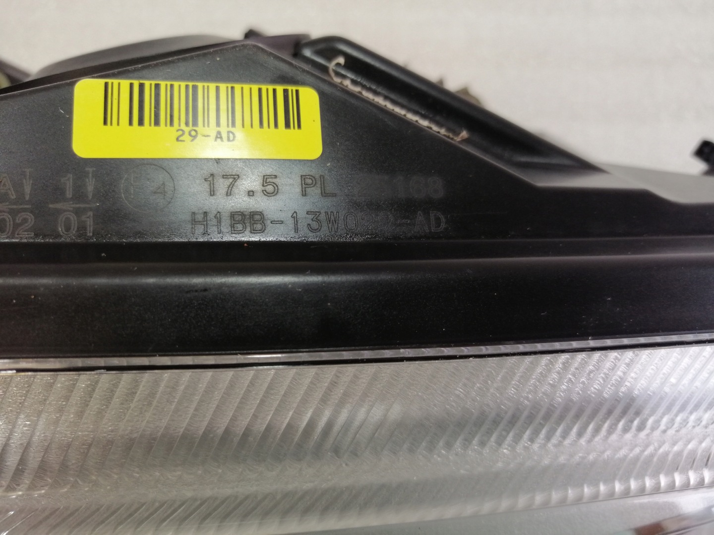 FORD FIESTA MK8 light right front
