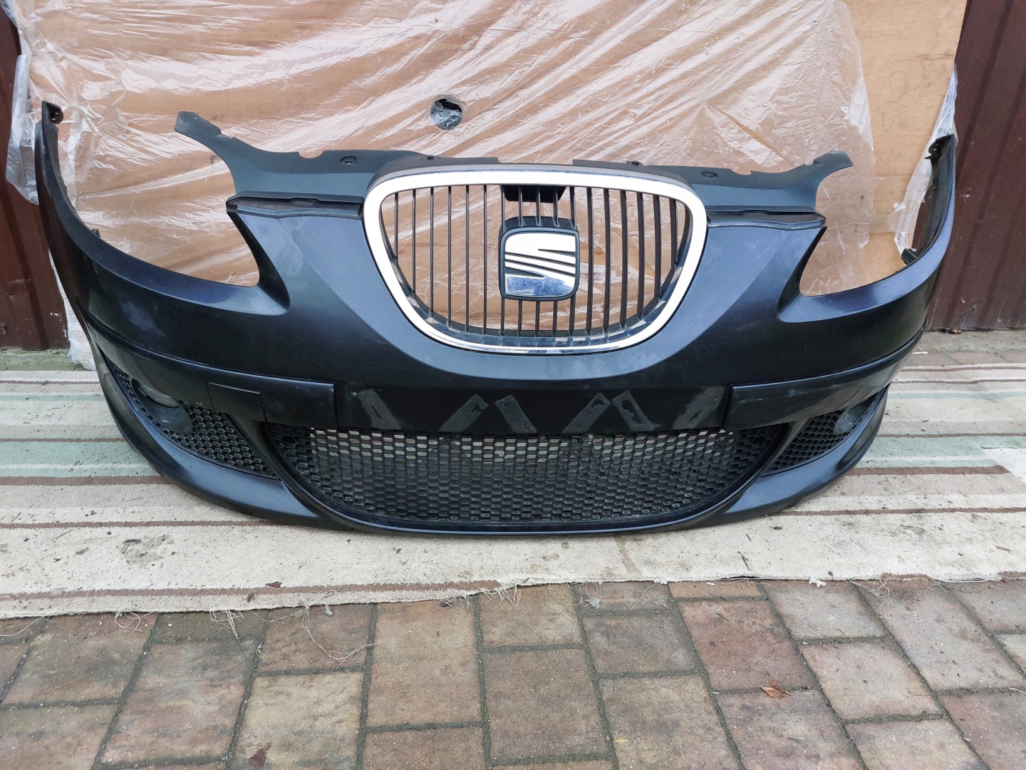 Paraurti Anteriore SEAT ALTEA nero