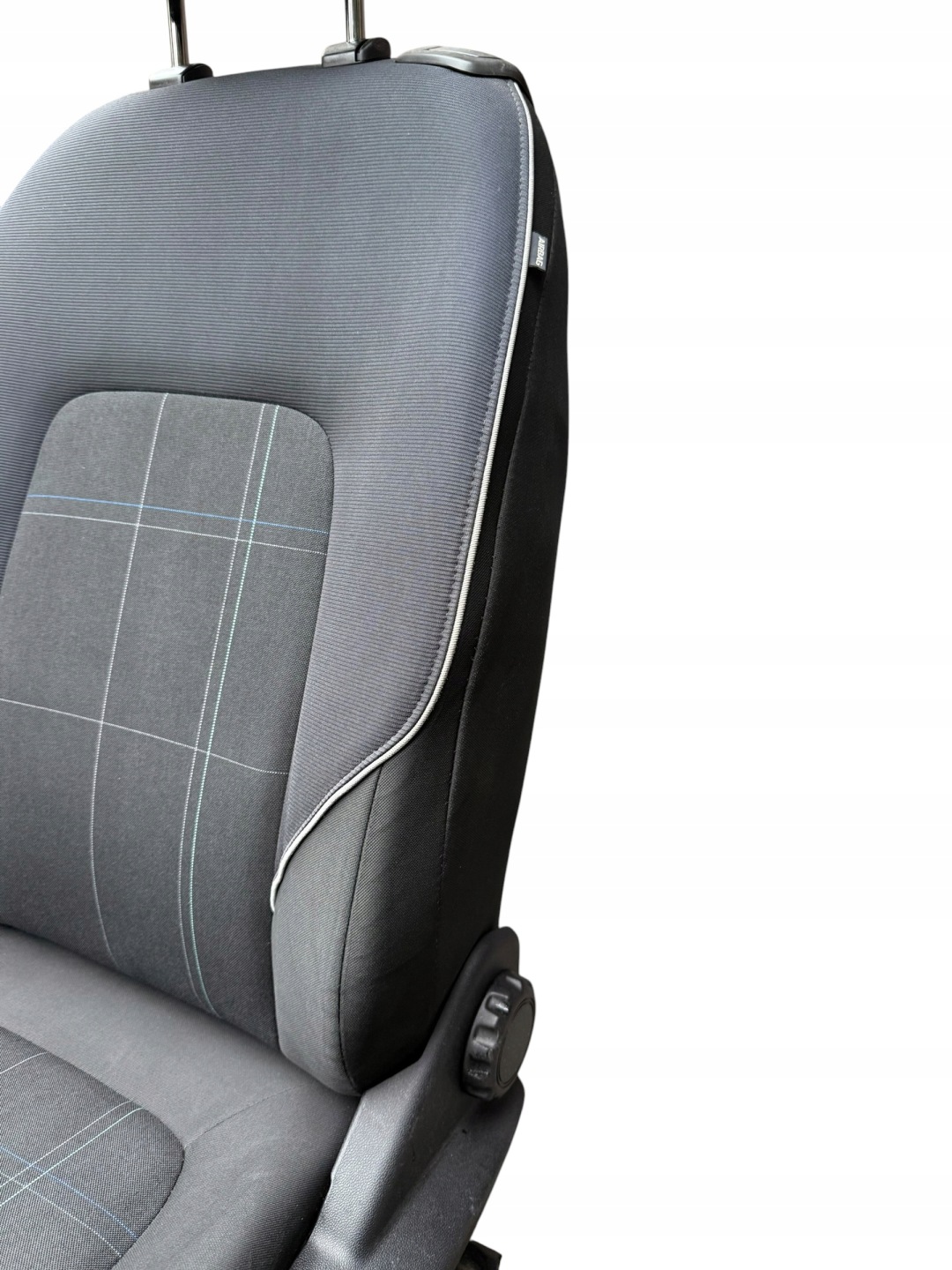 seat driver´s left front front UCHYLNY FORD FIESTA MK8 3D 3 door