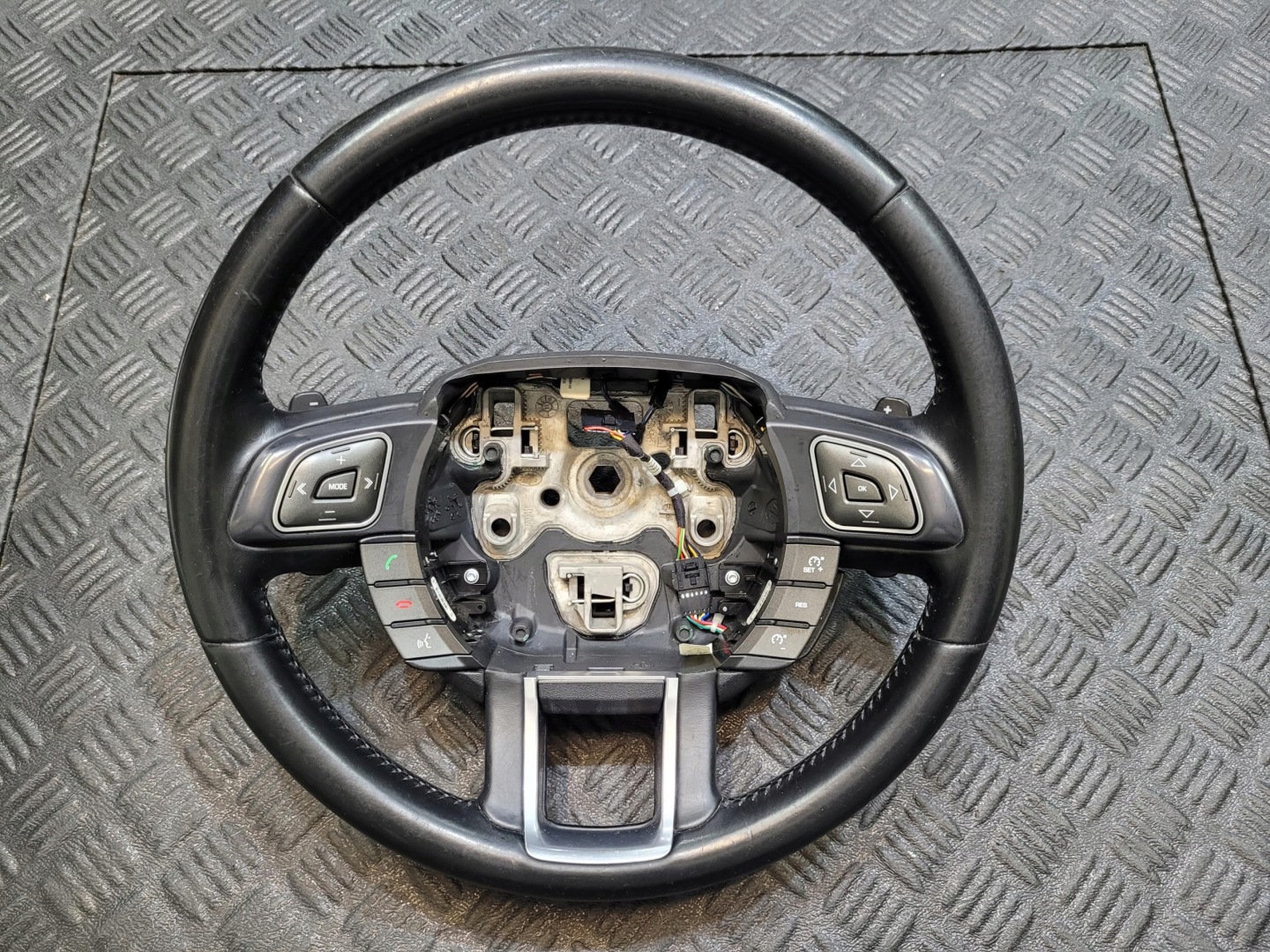 KIERWONICA MULTIFUNKCJA with shifting BJ32-3F563-RD RANGE ROVER EVOQUE L538