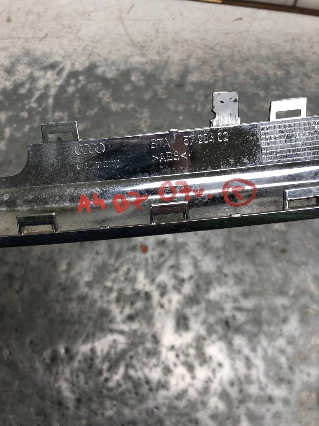 RAHMEN CHROM GRILLA AUDI A4 B7