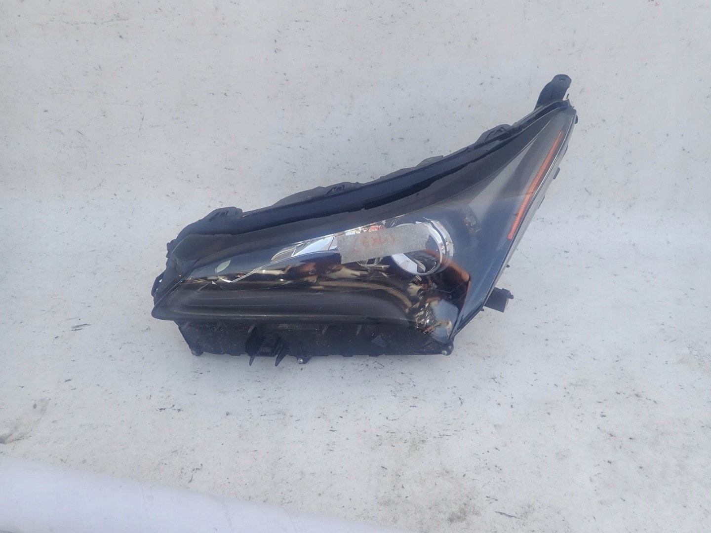 LEXUS NX 14-17 light front front left XENON