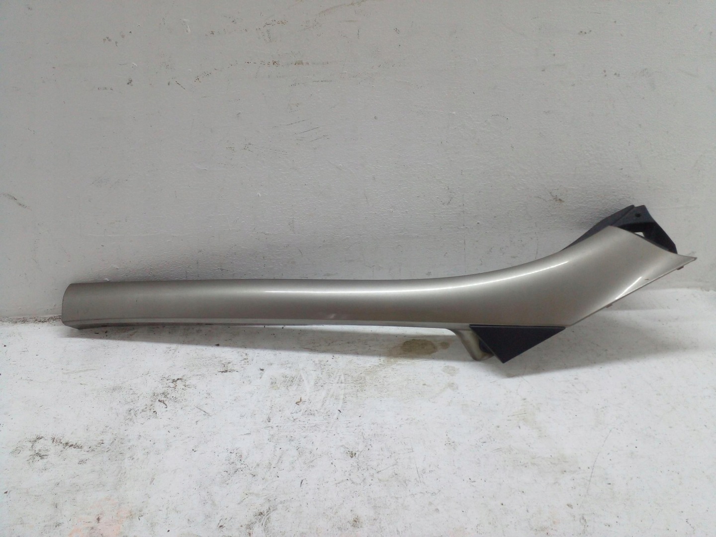 moulding SLUPKA right front RENAULT SCENIC III 08-16