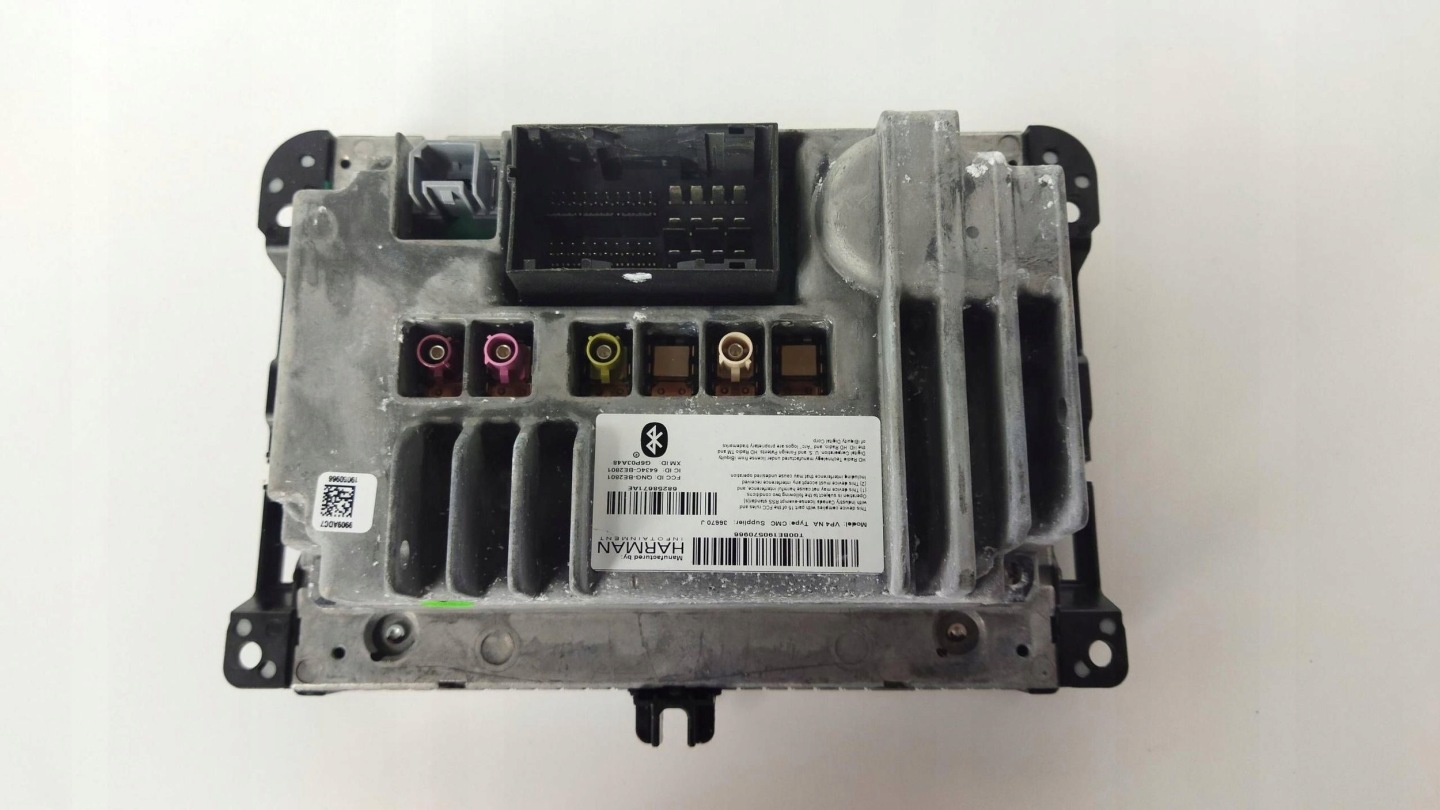 CHEROKEE KL 13- RADIO EKRAN navigace 68258671AE