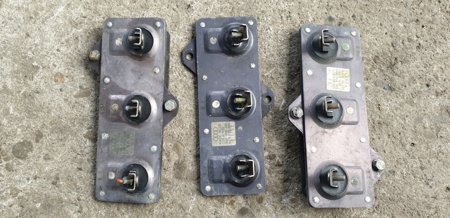 control unit module fan AUDI 80 B4 8A0959493