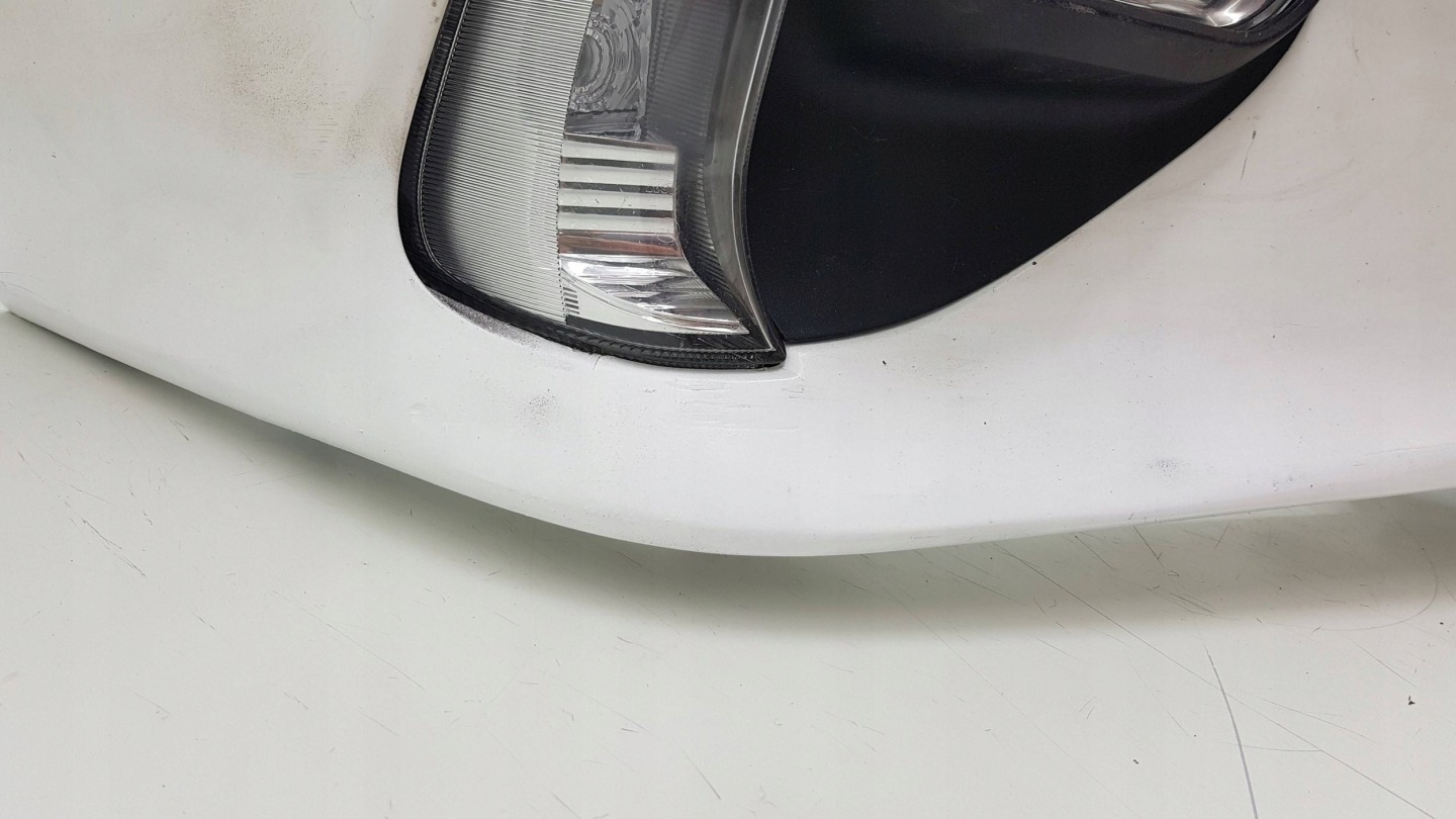 TOYOTA PRIUS plus PRIME 2016 - bumper front 52113-47090