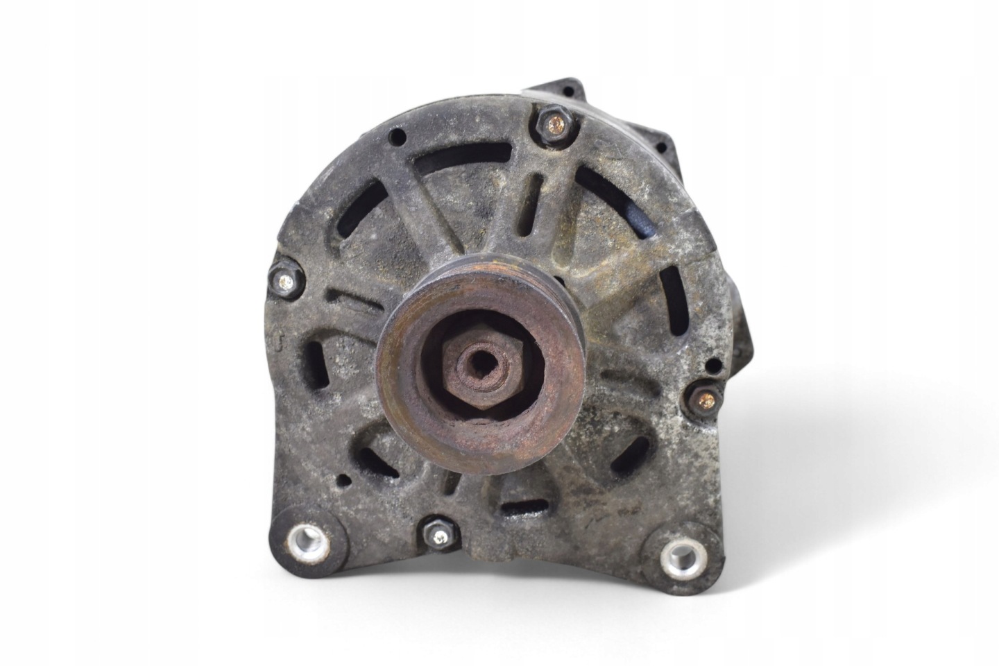 alternator AUDI A8 D3 3.7 4.2 077903015Q