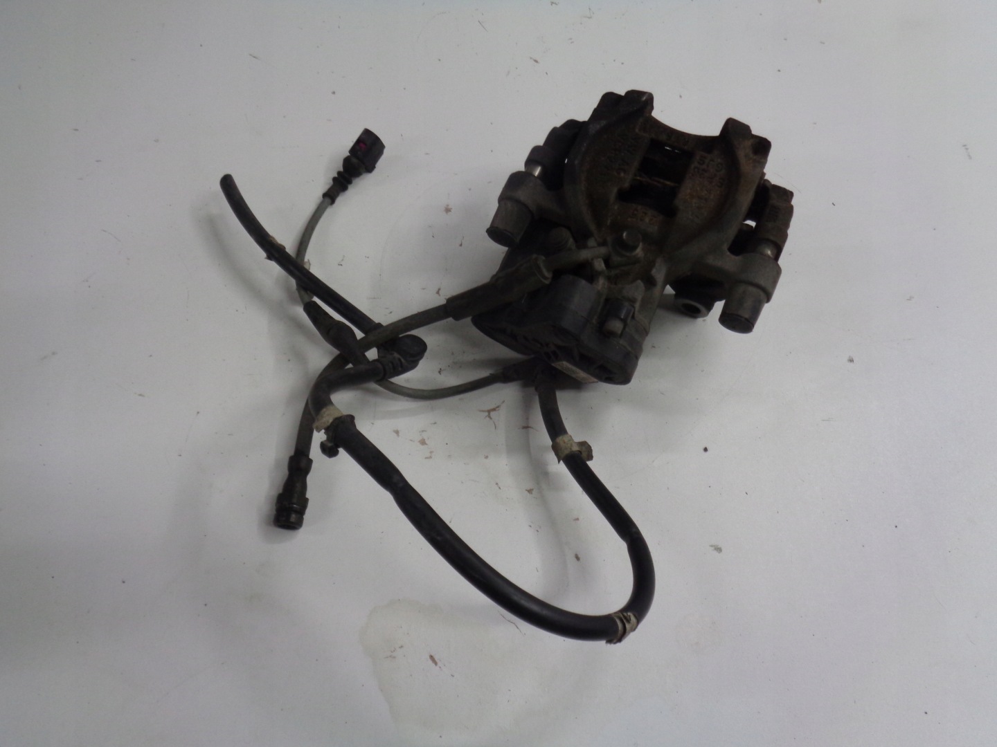 GOLF VII LEON 3 OCTAVIA III ATECA caliper left rear part
