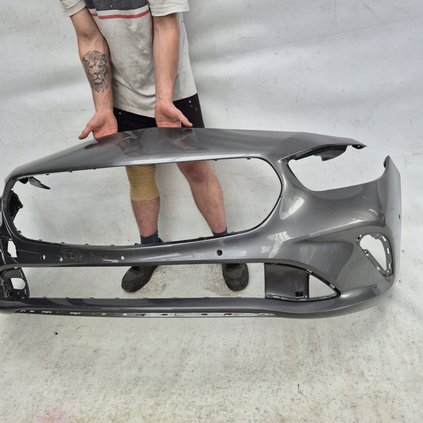 MERCEDES B-KLASA III 3 W247 18-> bumper front front PDC