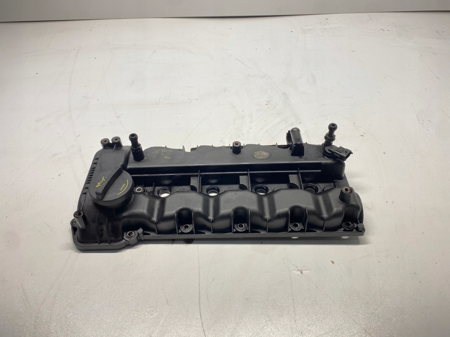 Abdeckung der Ventile HYUNDAI TUCSON II 1.7 CRDI D4FD EURO 6 15-19