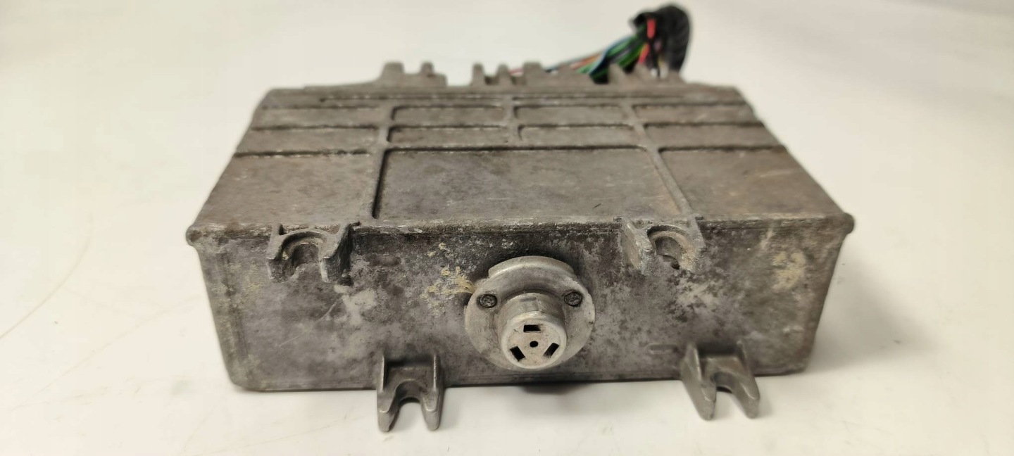 Computer 0261204054 VOLKSWAGEN GOLF III