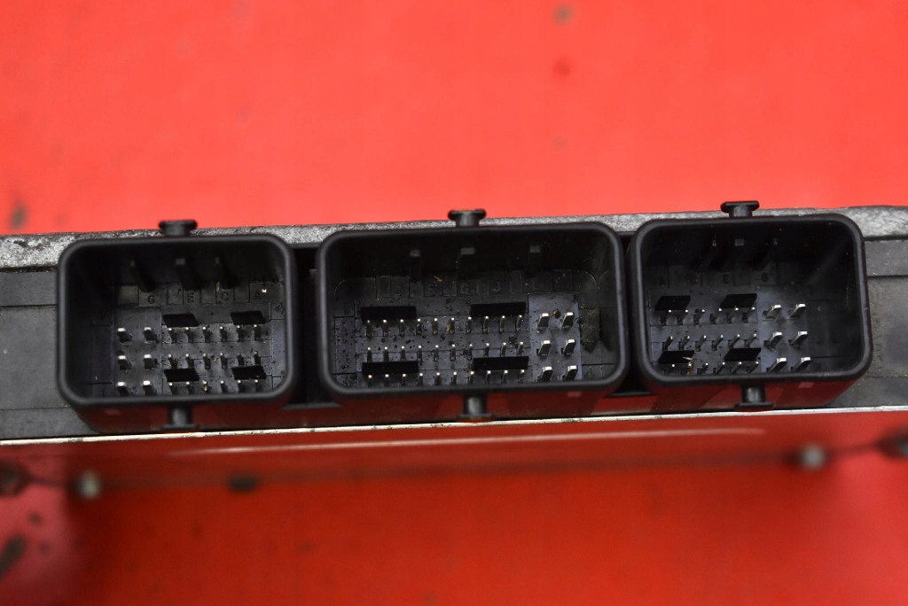 control unit computer of the engine 9647759780 PEUGEOT 307 1.4 8V 75 KM 01-05