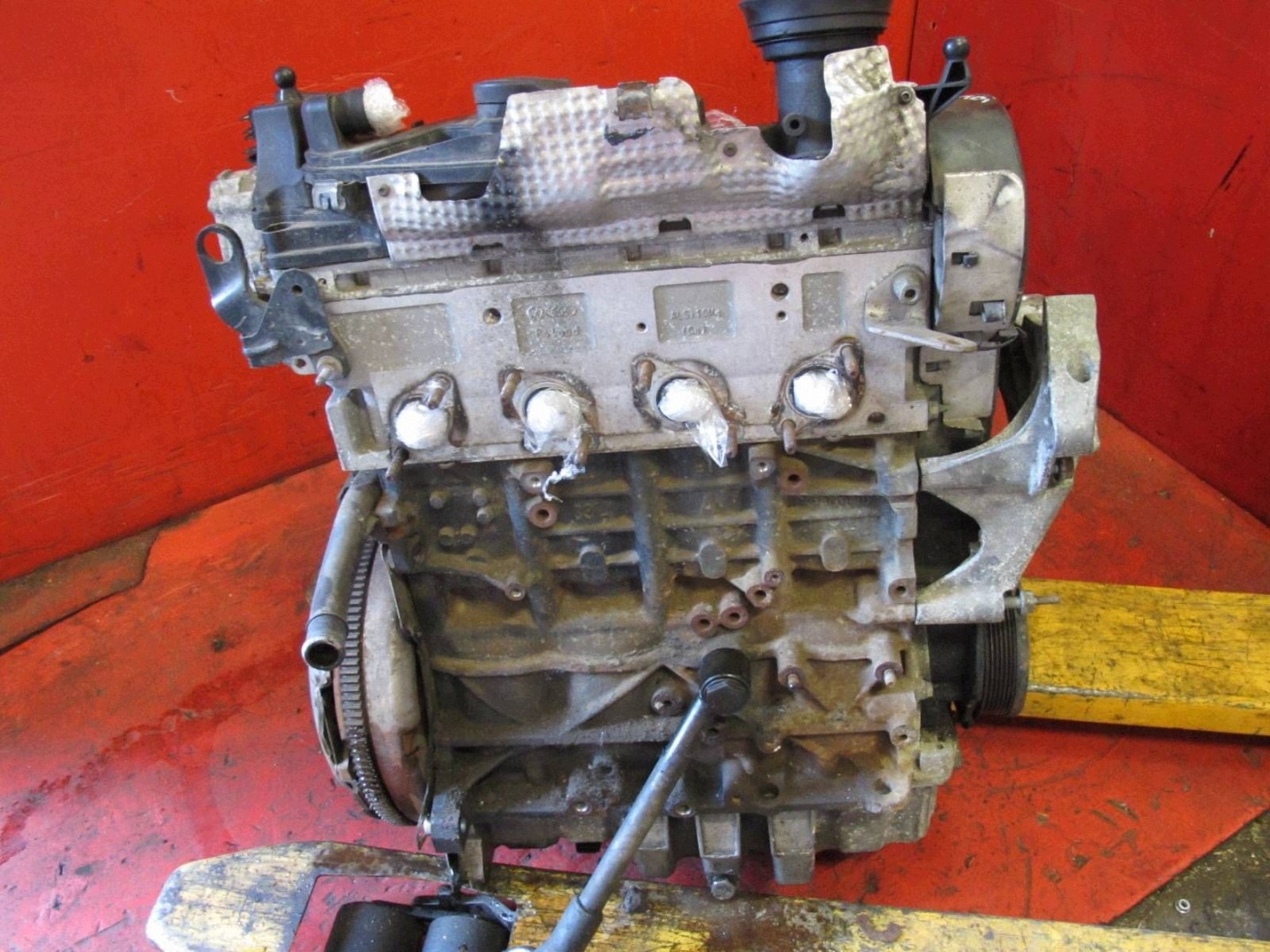 VW PASSAT B6 3C 2.0 TDI SEAT SKODA AUDI engine BKP 140 KM