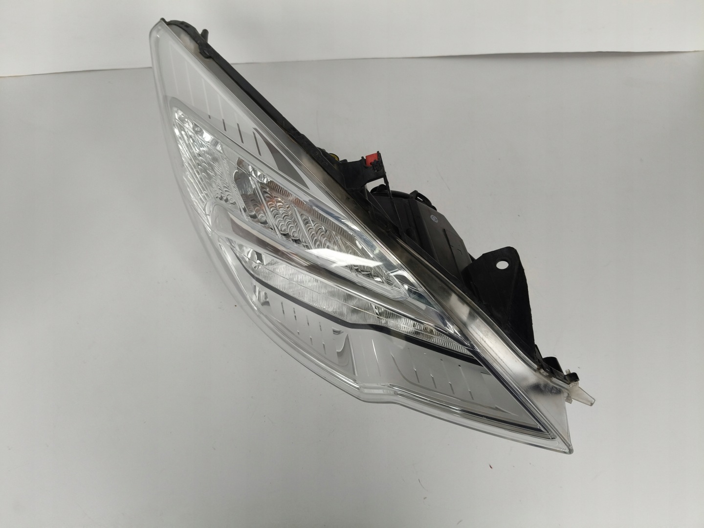 light right REFLEKTOR OPEL MERIVA B 10-13