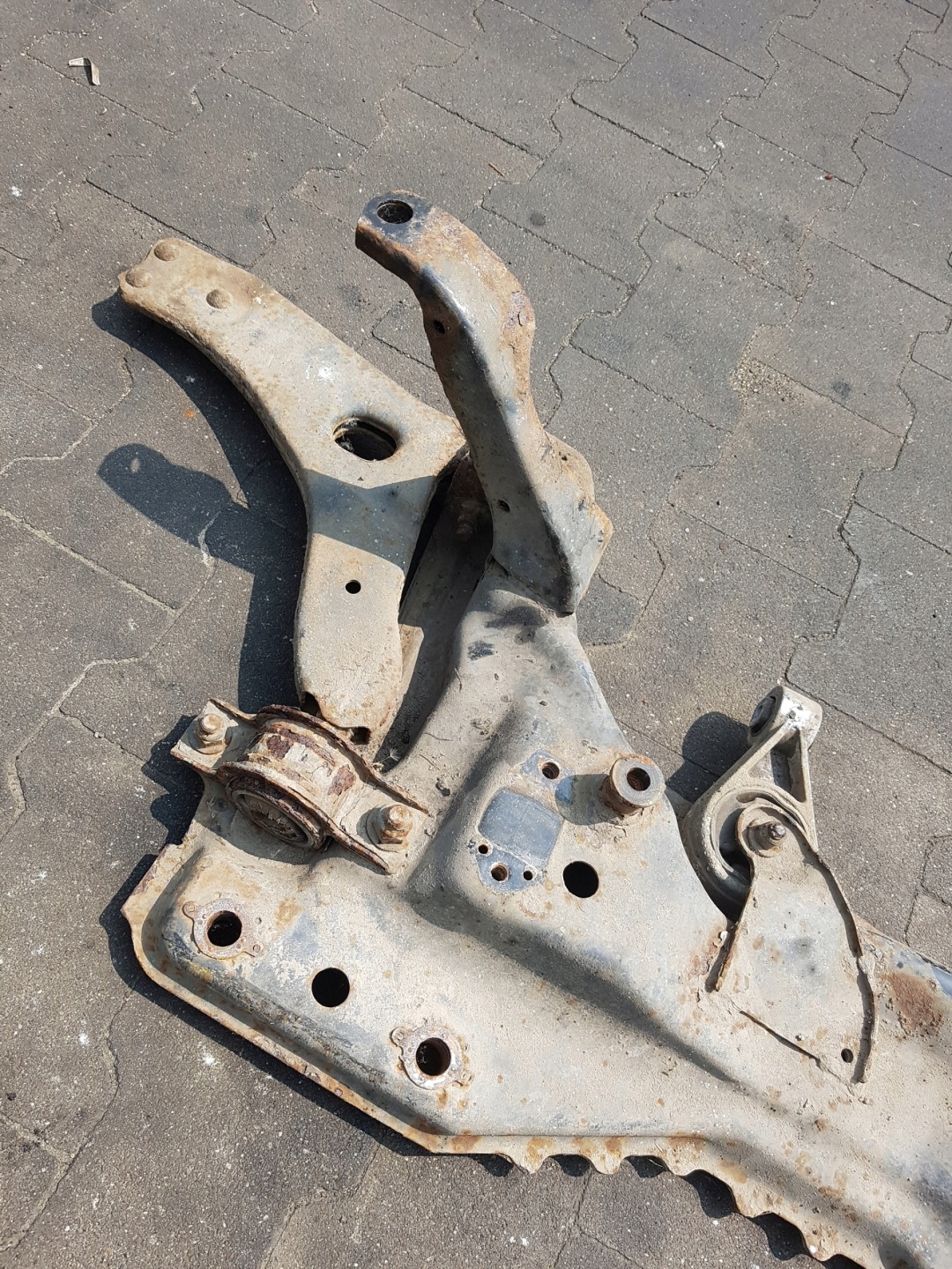 Achsträger TRAWERS FORD FOCUS MK1
