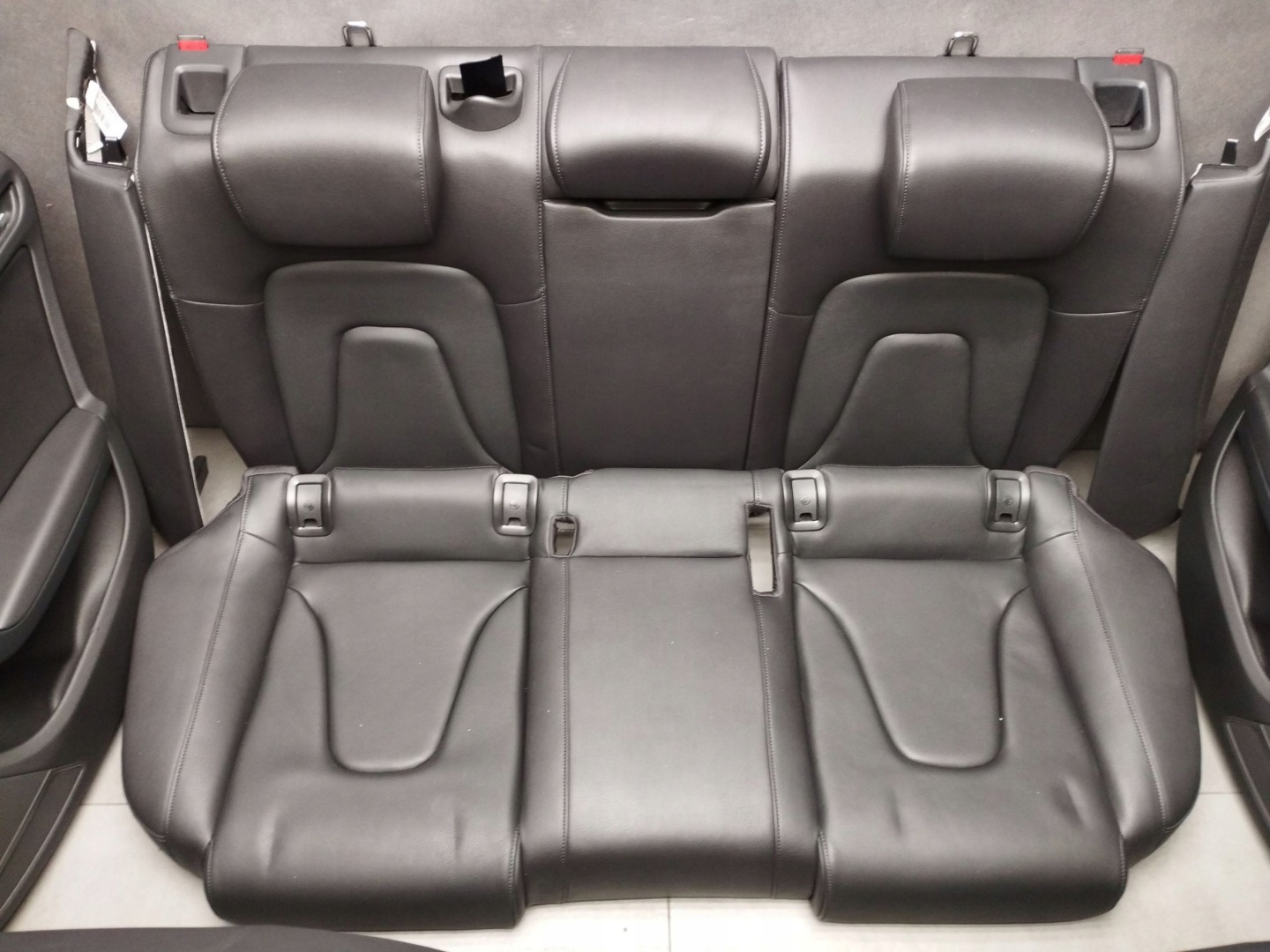 Audi A5 Sportback 8TA seats side leather without AIRBAGOW