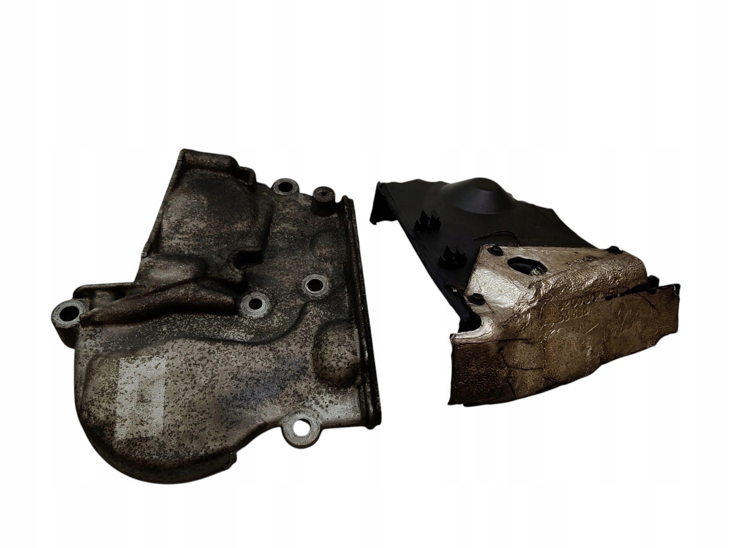 Couvercle carter distribution RENAULT SCENIC II (2003-2005) 2.0 T 163KM 8200330004