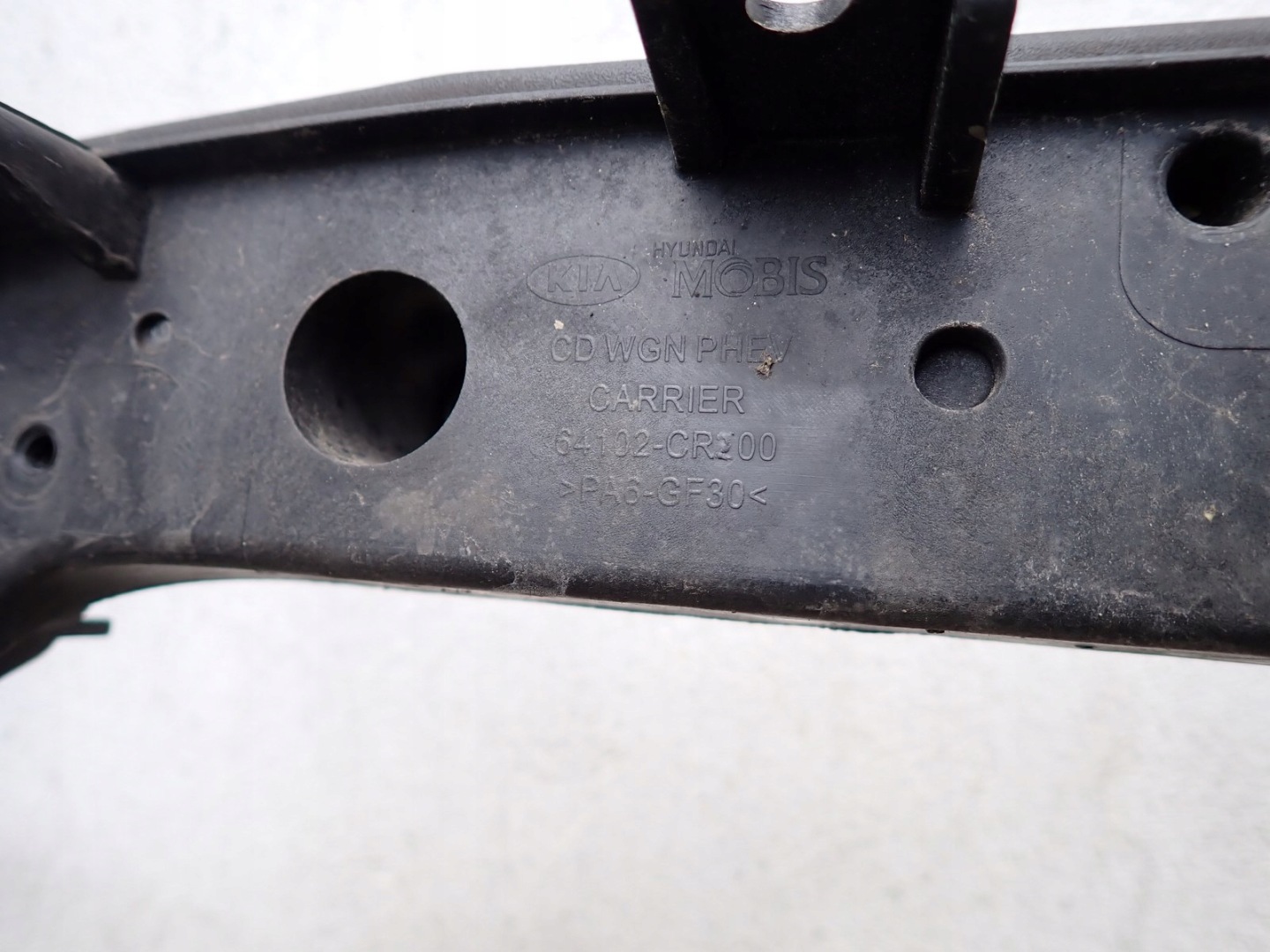 support panel for radiators pillar iron KIA CEED 3 III CD 2018- 64102-CR200