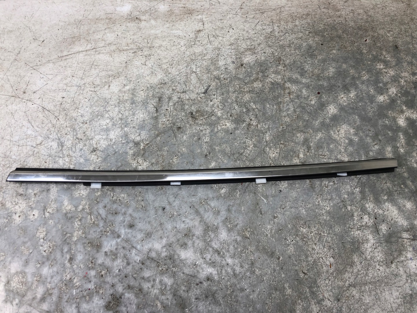 moulding dust left rear part OPEL MOKKA 94521890