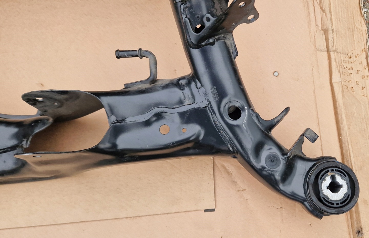 axle beam subframe rear part 80A505235S AUDI Q5 original as new