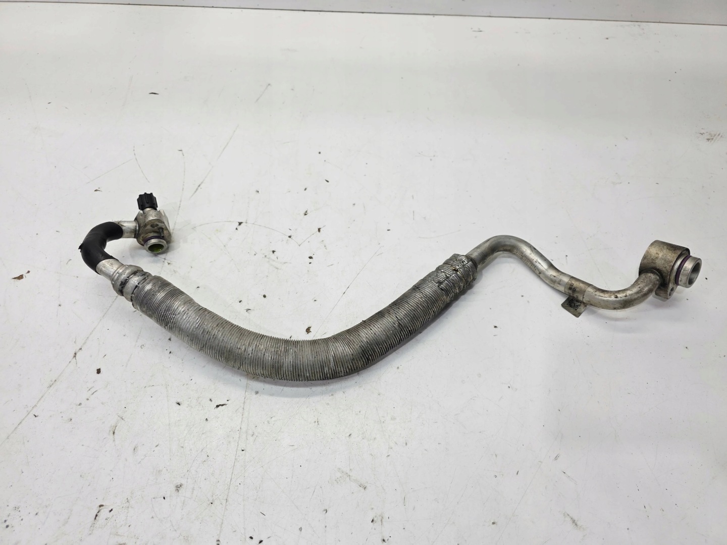 vedení hadice klimatizaci AUDI A6 C7 A7 4G0260707CC