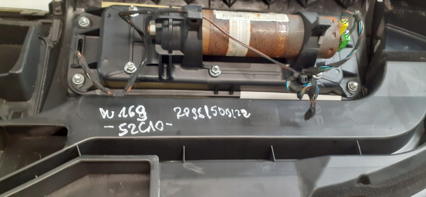 MERCEDES W169 A-KLASSA console dashboard airbag