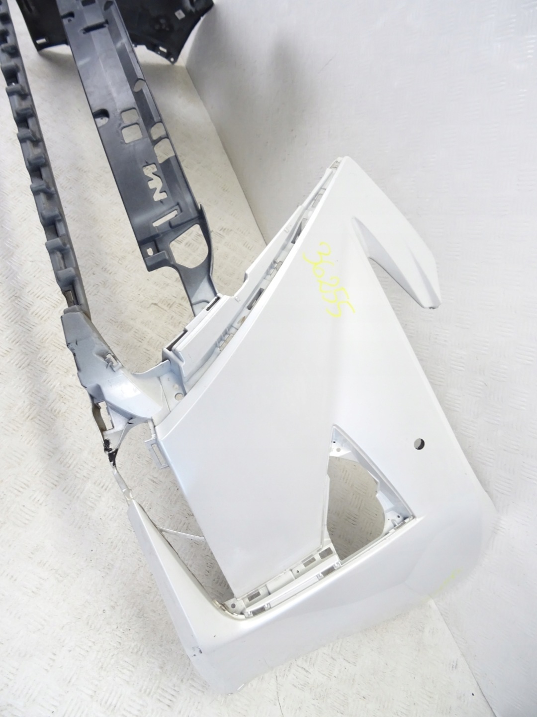 Lexus RX450H RX IV 4 15- bumper front