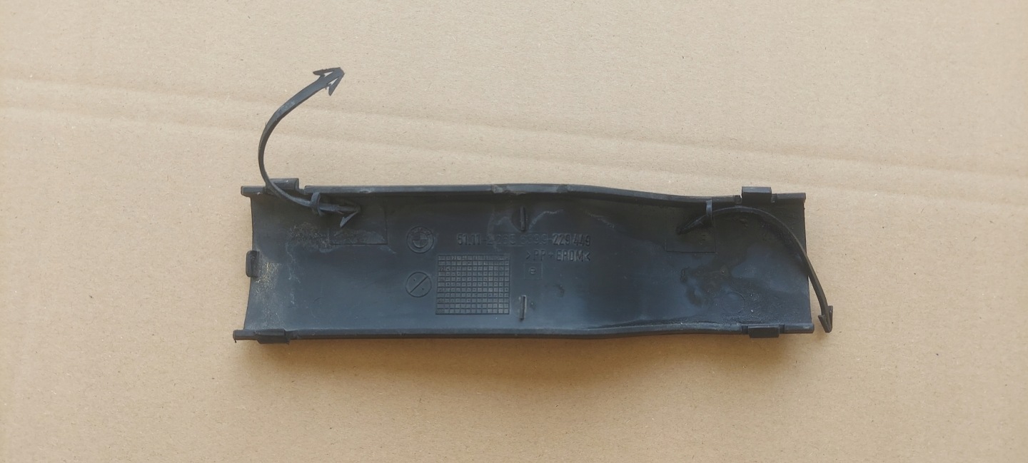 lišta nárazníku předek pravá BMW E36 M3 originál 22656399