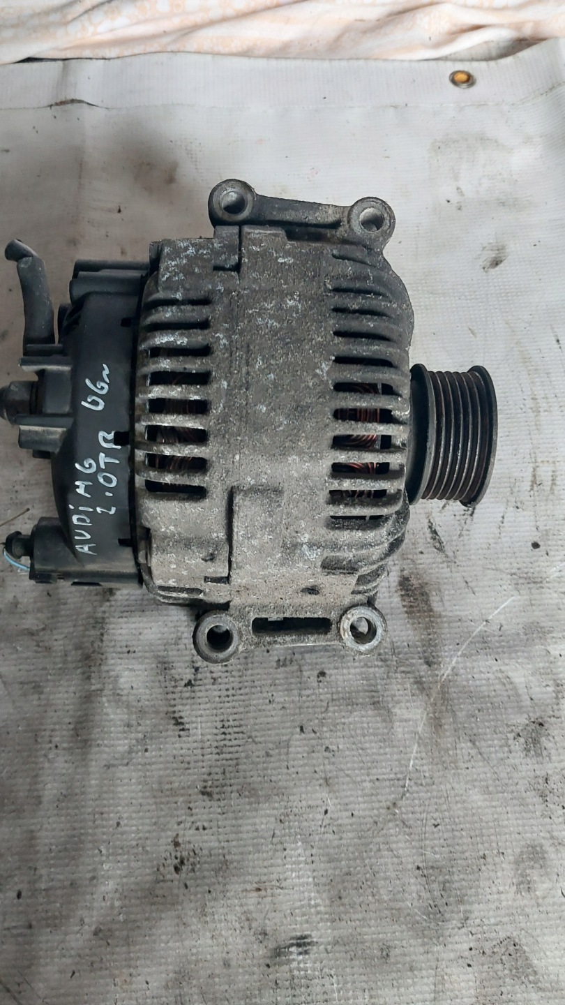 alternátor AUDI A6 C6 05-11 R. 2,0 TFSI 150A 06E903016D
