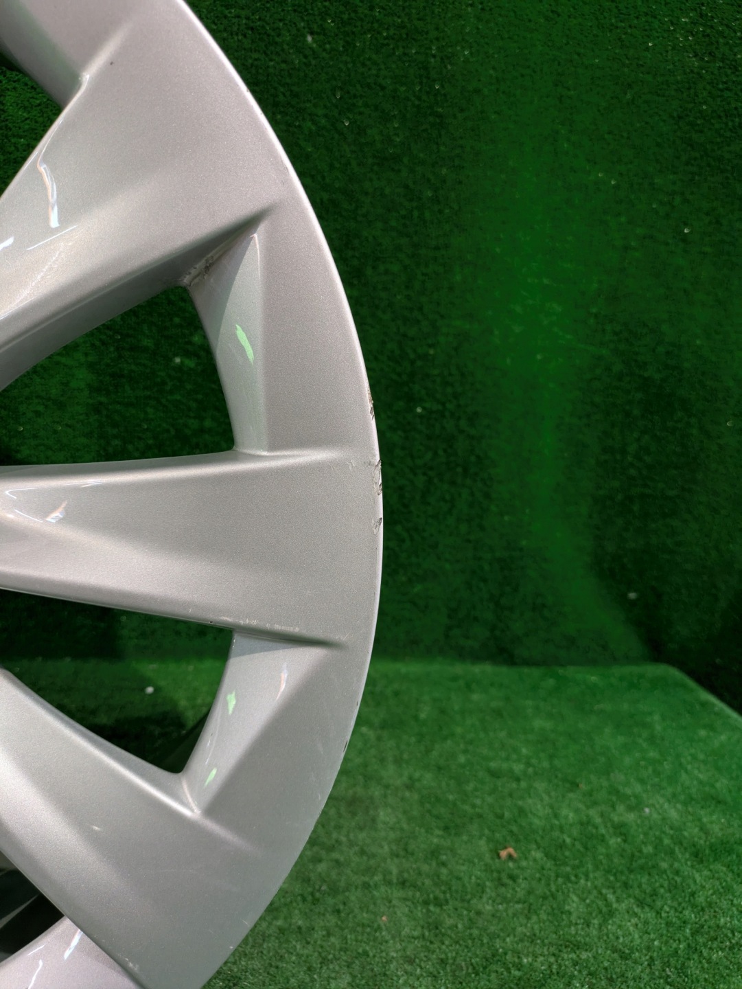 disk TESLA S 19" 8J ET40 NR.19