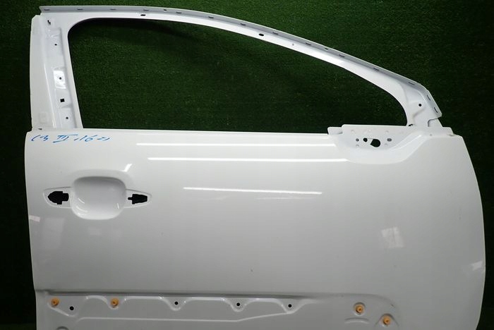 CITROEN C3 III 16- dveře pravé přední předek