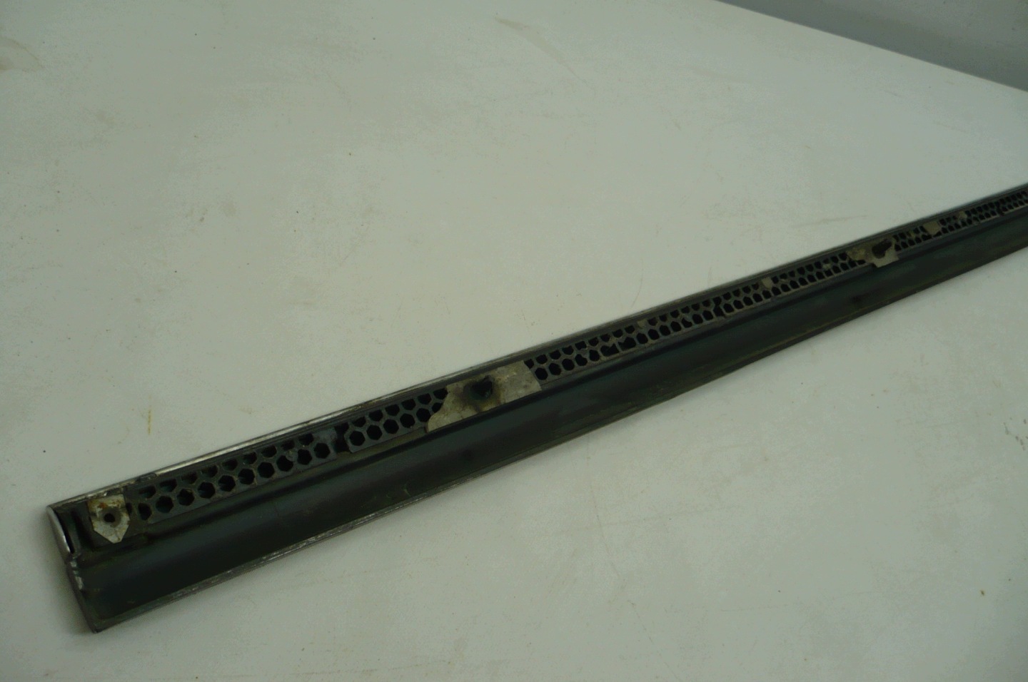 VW PASSAT B7 10-14 moulding door left front