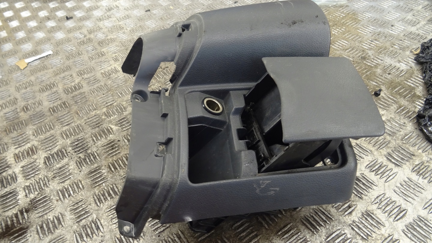 Mercedes-Benz OE 6396802731