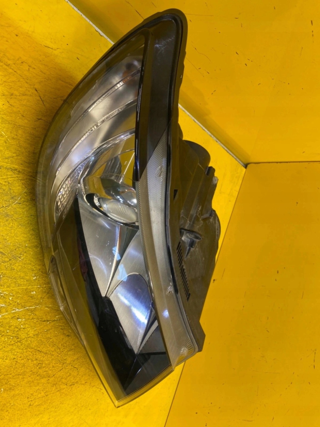light right Skoda Superb 2 lift 3T1 12-15 normal