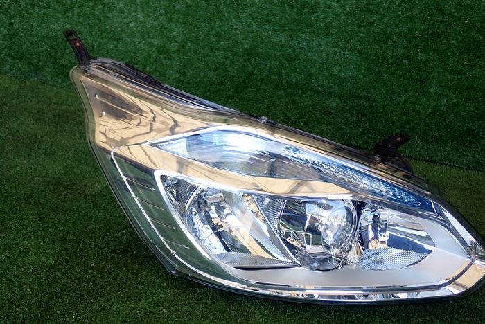 FORD TRANSIT CUSTOM 13- reflektor right light right