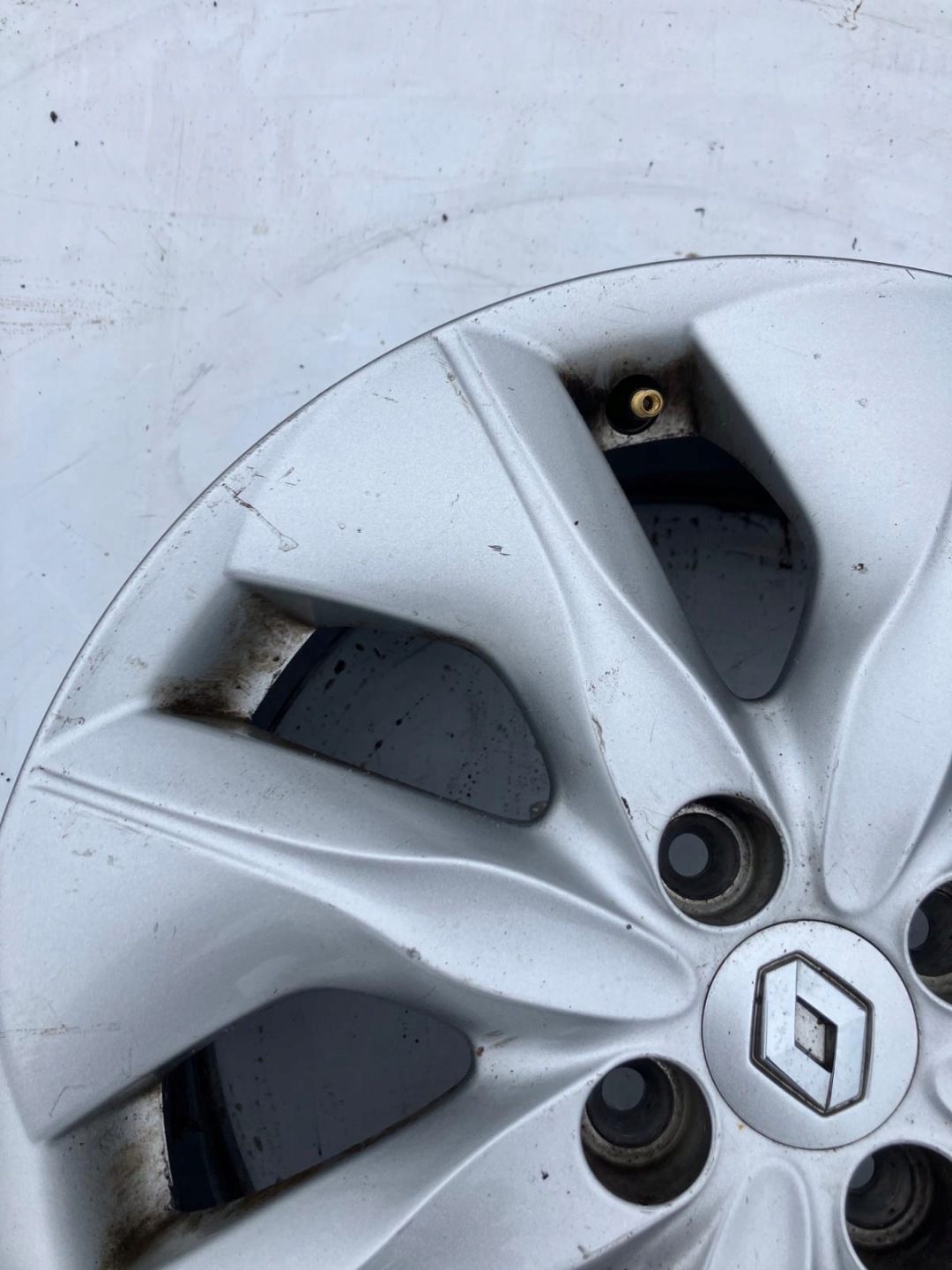 disk RENAULT ZOE 16 CALI AEROTRONIC #29 403005079R