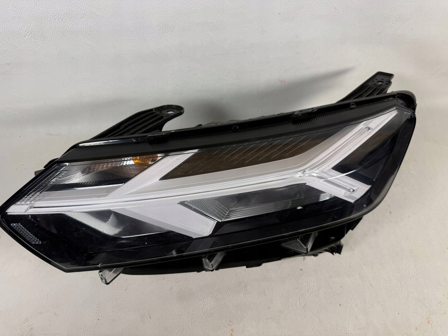 Dacia Sandero 3 III 20- light left front front