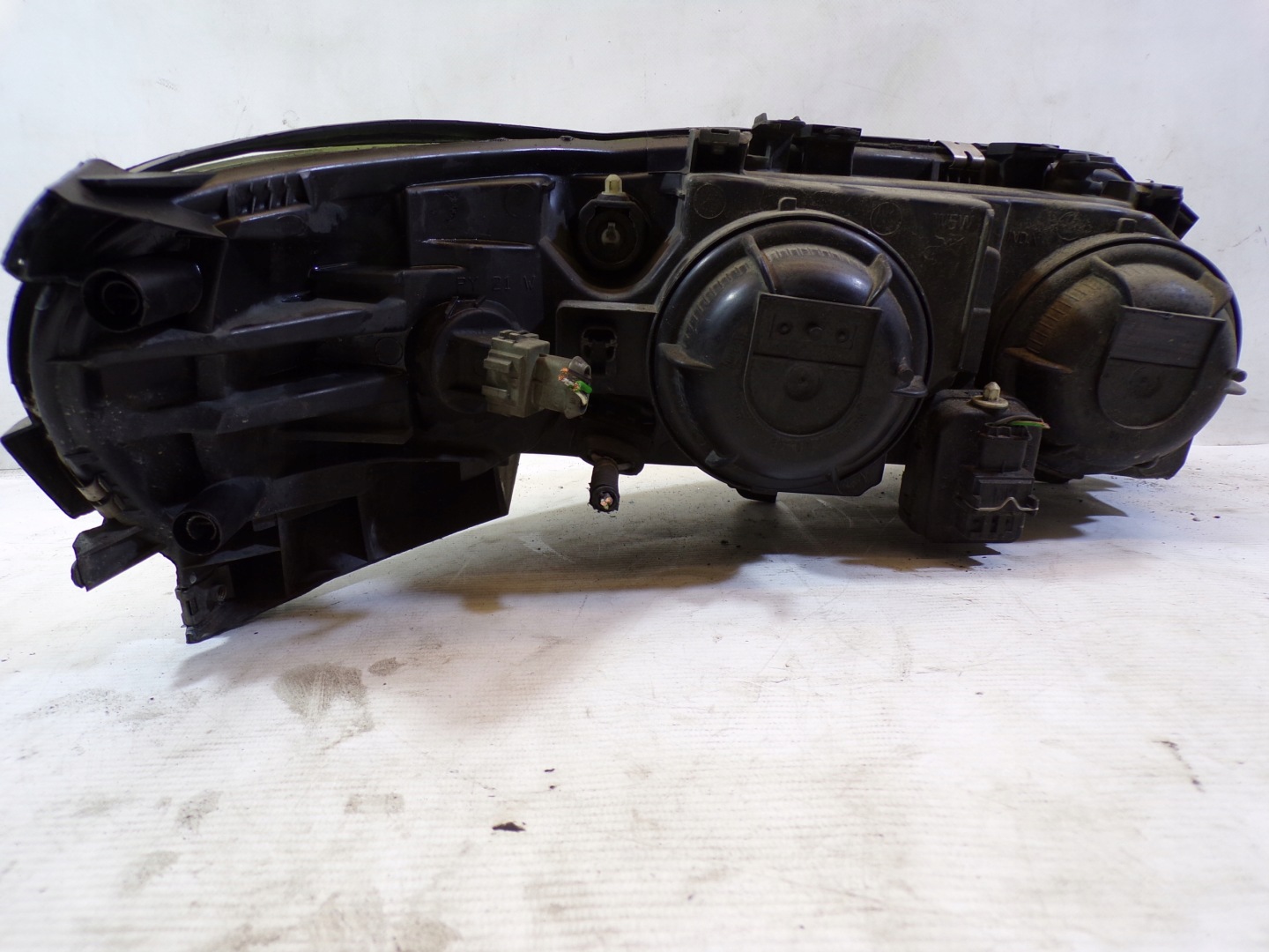 light front front left VOLVO S60 1 and (K)