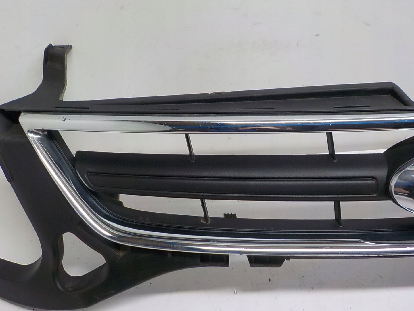 FORD MONDEO IV grill grill BS71-8200-A
