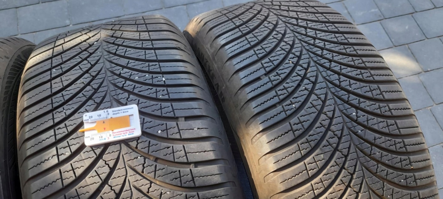 GOODYEAR VECTOR 4SEASONS G3 255/45R19 100W