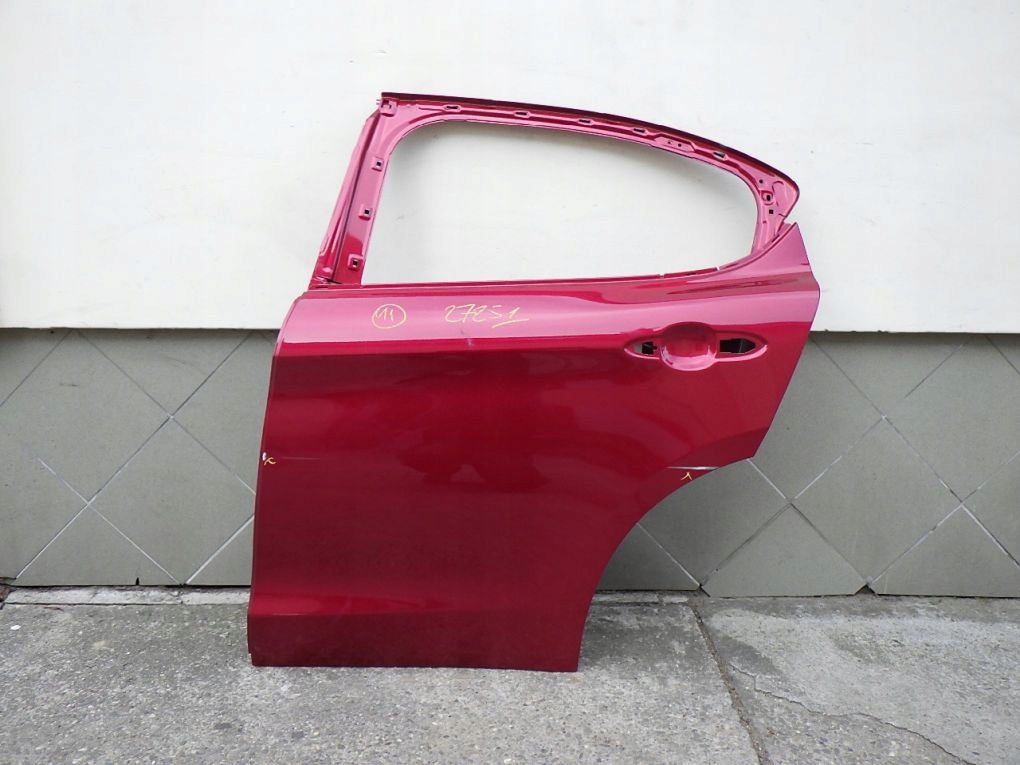ALFA ROMEO STELVIO door left rear.