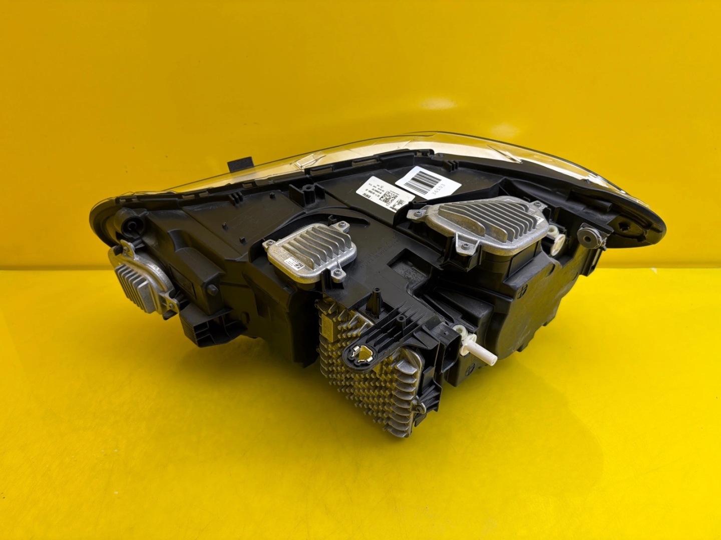 light right BMW X2 F39 Full Led 5A1E0A8-02